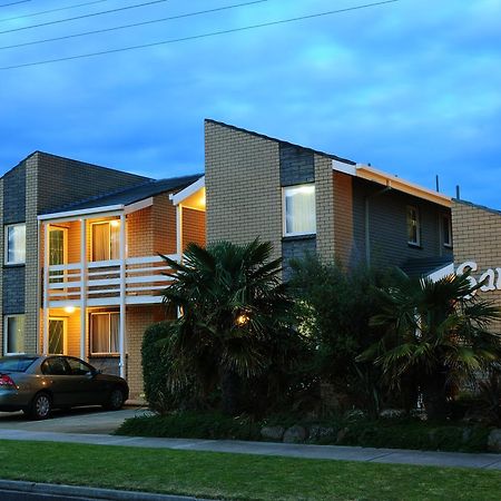 Sandpiper Holiday Apartments Лейкс-Энтранс Экстерьер фото