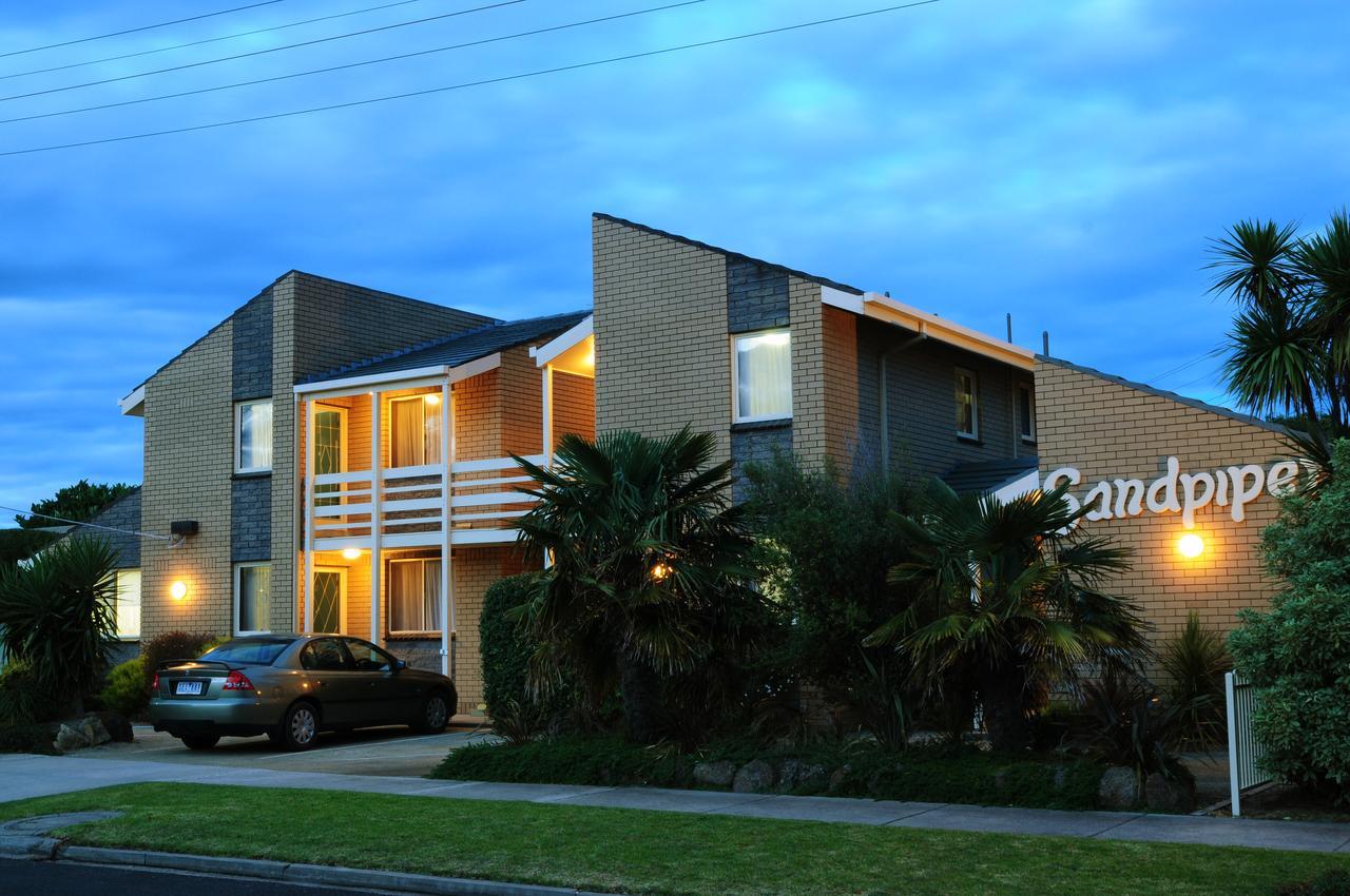 Sandpiper Holiday Apartments Лейкс-Энтранс Экстерьер фото