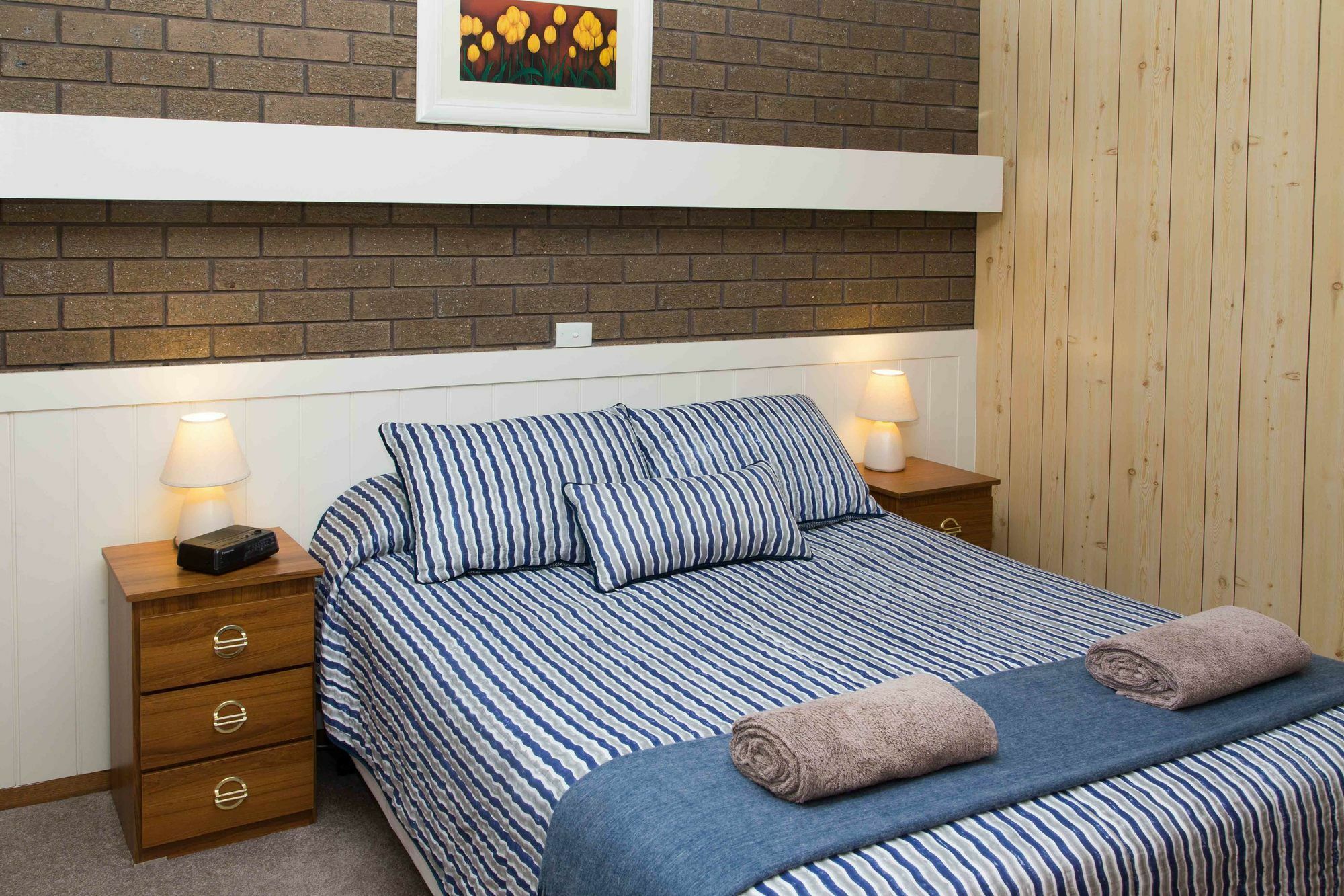 Sandpiper Holiday Apartments Лейкс-Энтранс Экстерьер фото