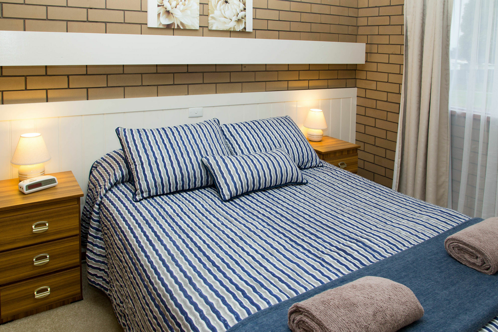Sandpiper Holiday Apartments Лейкс-Энтранс Экстерьер фото